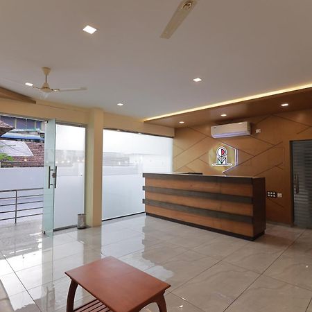 Opm Inn Payyannur Buitenkant foto